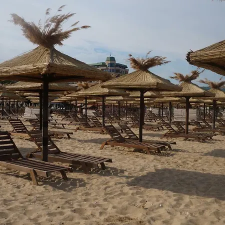 Apartman Sirena First Line - сирена на първа линия *