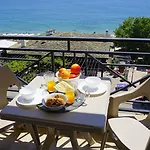 Apartment Sirena First Line - сирена на първа линия *