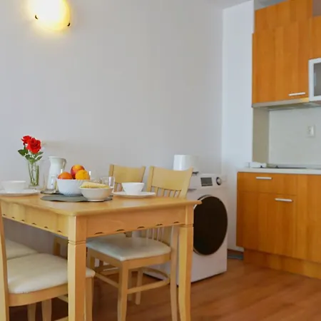 Apartment Sirena First Line - сирена на първа линия