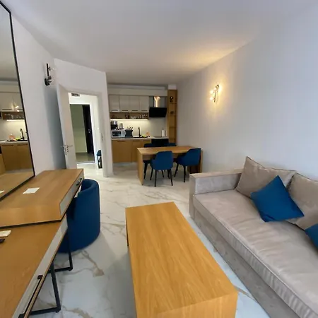 Sirena First Line - сирена на първа линия Złote Piaski