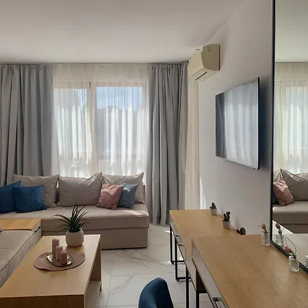 Appartement Sirena First Line - сирена на първа линия *