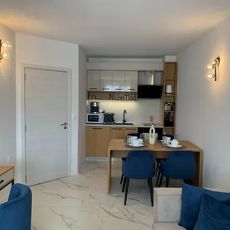 Apartment Sirena First Line - сирена на първа линия *