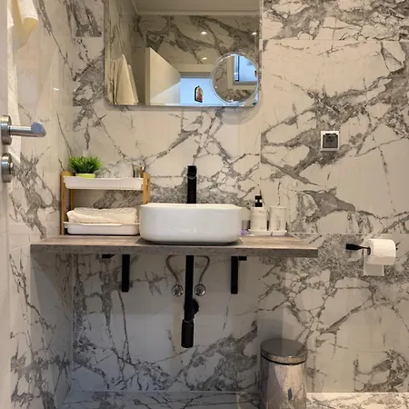 Apartment Sirena First Line - сирена на първа линия