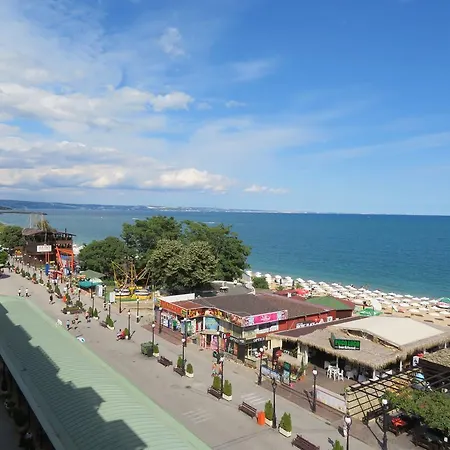 Sirena First Line - сирена на първа линия Golden Sands