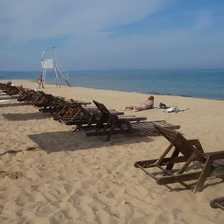 Sirena First Line - сирена на първа линия Lägenhet